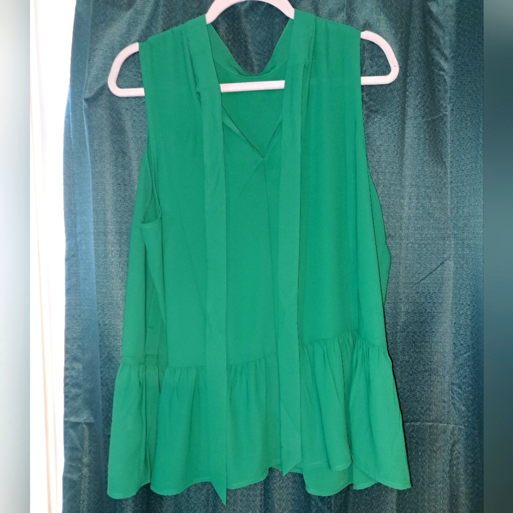 Emerald green peplum Eloquii blouse